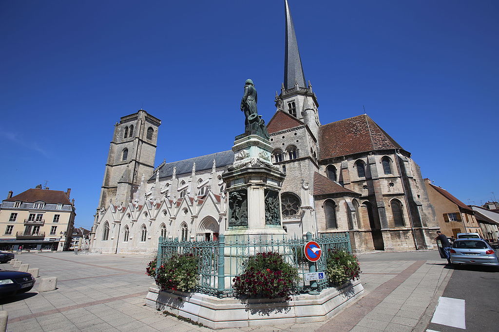 N1 Visita Guiada De Auxonne Grupos De 1 A 30 Pers 2h Guias Francia