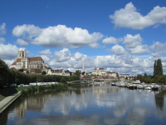Guía Auxerre