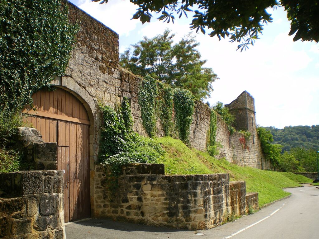 N°1 Guía Turístico Figeac Para Grupos   N°1 En Francia