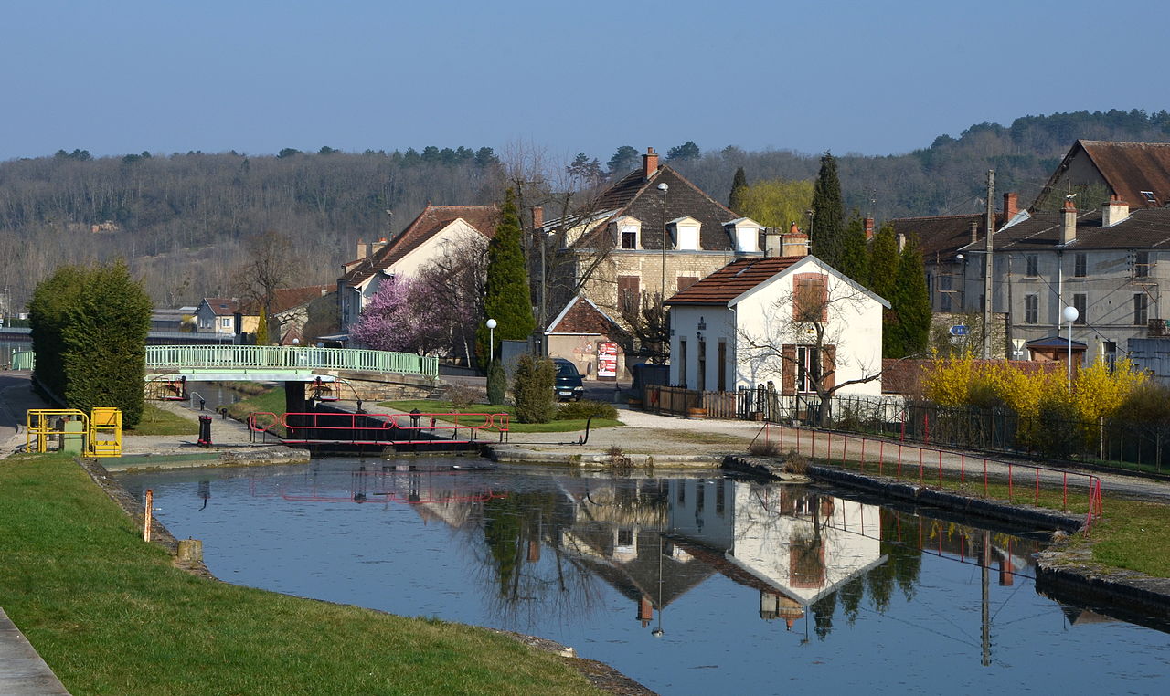 N°1 Guía Montbard   Guías Francia